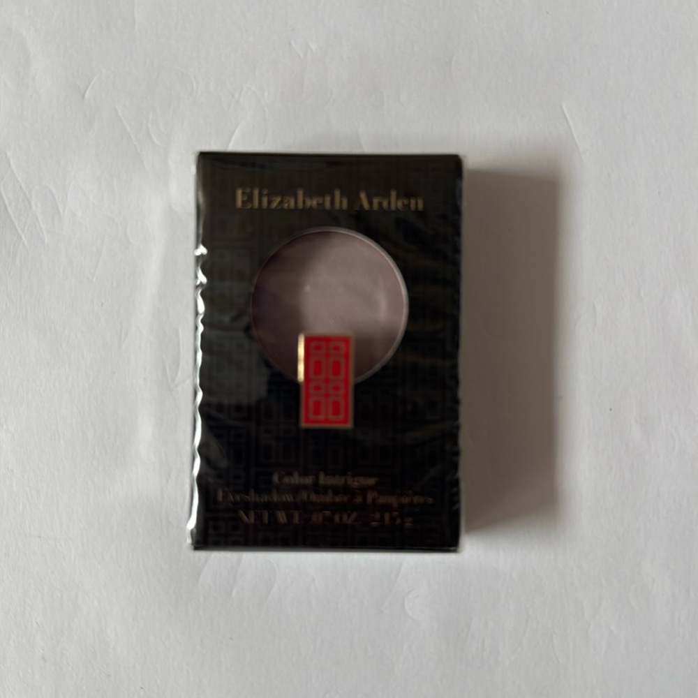 NEW Elizabeth Arden Color Intrigue Eyeshadow “Silver Smoke #26”